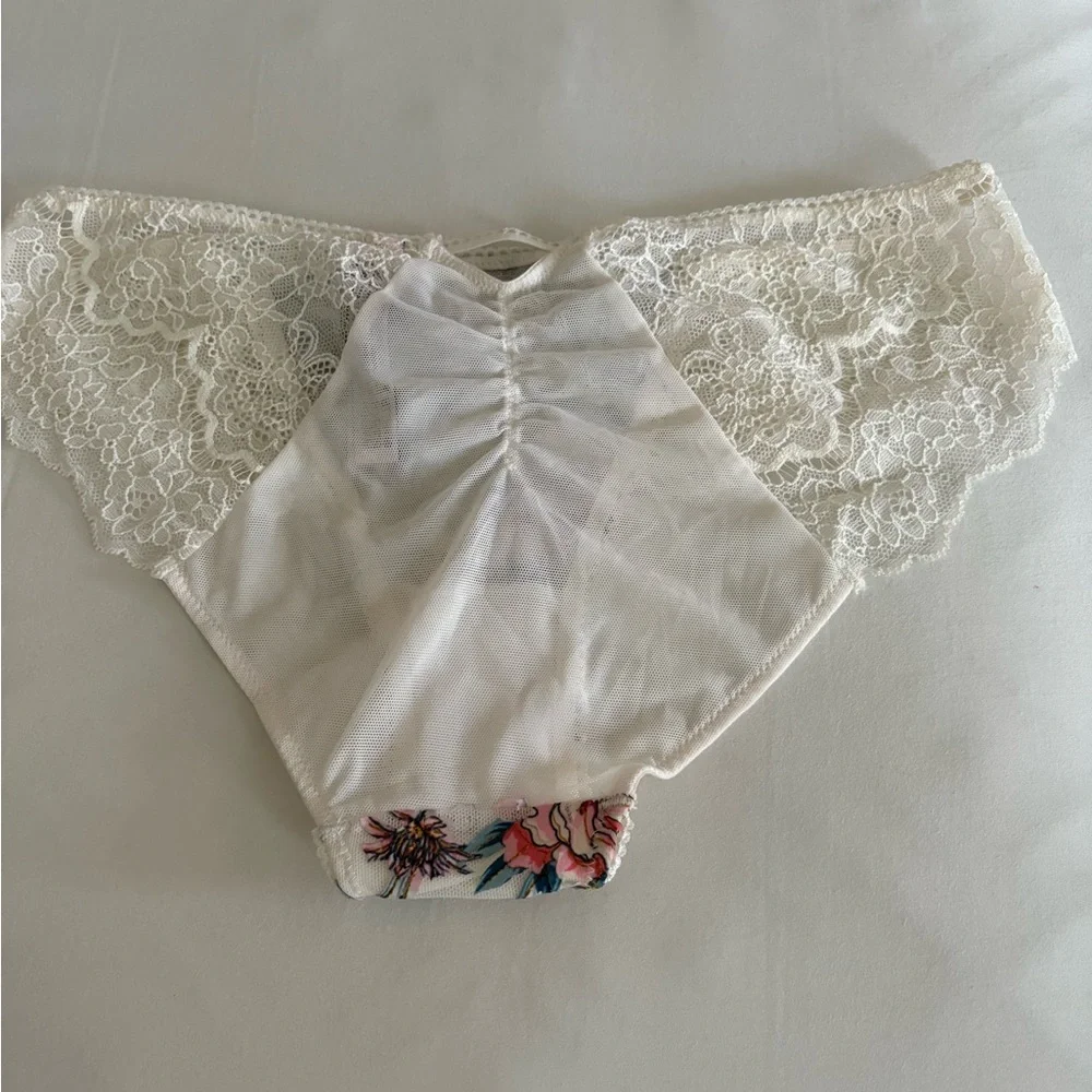 Victoria's Secret Floral Lace Bralette - and Panty Pink and Blue - Picture 7 of 7